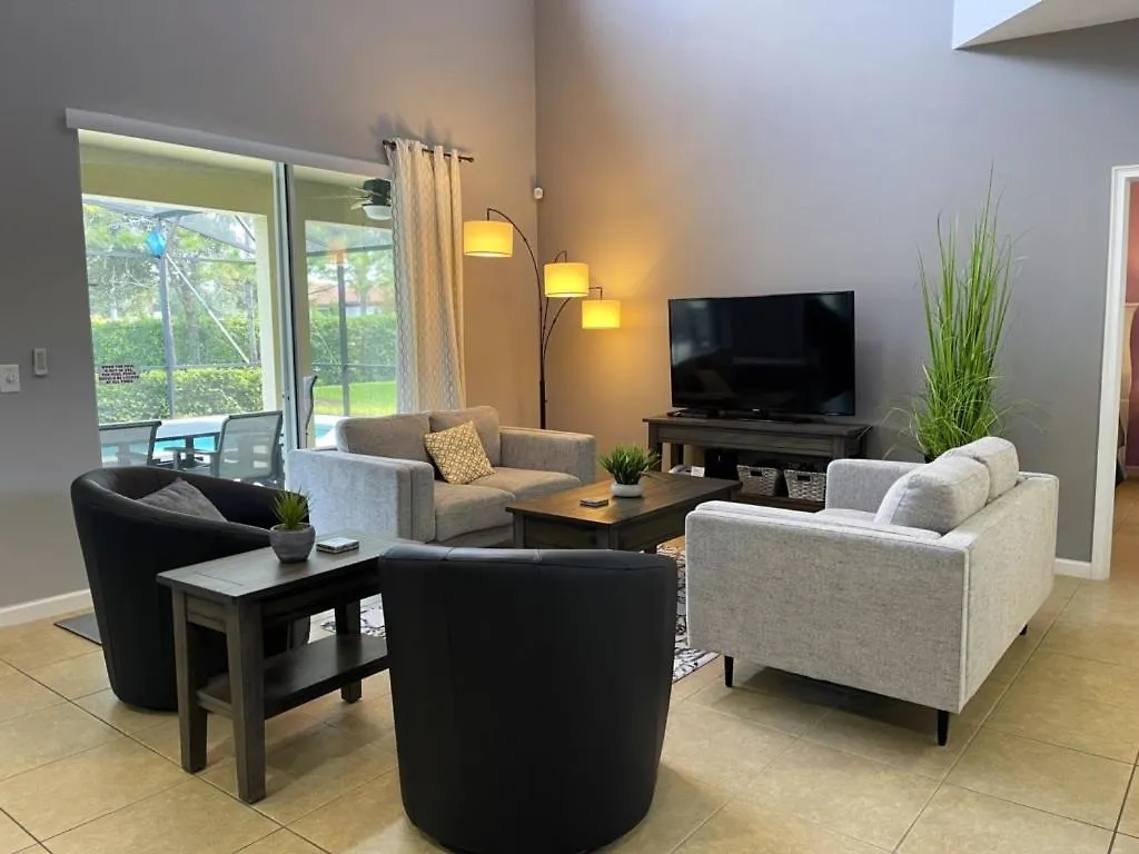Holiday home Beautiful 6 Bd Pool Spa Gm Solterra Resort-4396Ac Home Davenport